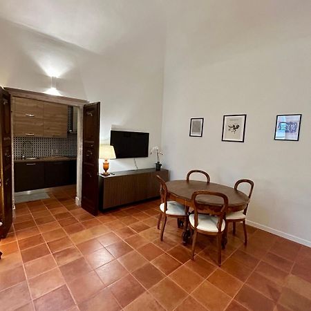 Dragonetti Luxury House Apartamento LʼAquila Exterior foto